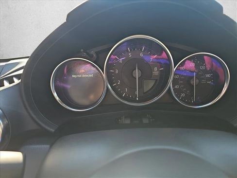 Used 2021 MAZDA MX-5 Miata RF Grand Touring image 9