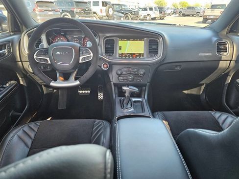 Used 2022 Dodge Charger SRT Hellcat w/ Harman/Kardon Audio Group image 18