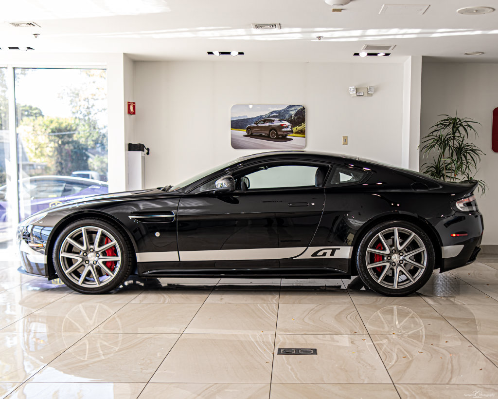 Used 2015 Aston Martin V8 Vantage GT RWD image 6
