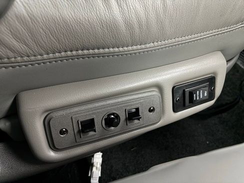 New 2025 GMC Savana 2500 Extended w/ Driver Convenience Package image 50