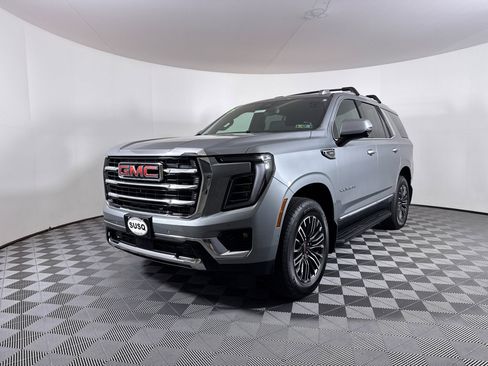 Used 2025 GMC Yukon Elevation w/ LPO, Get Active Package image 18