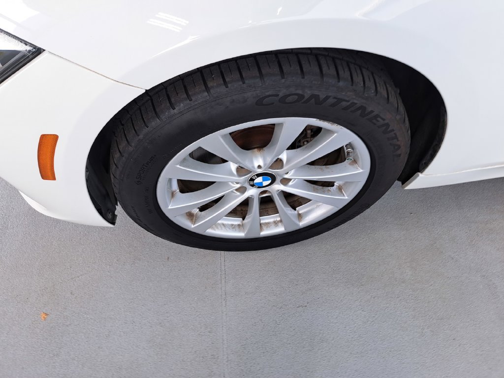Used 2016 BMW 320i Sedan RWD image 27