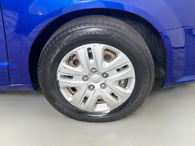 Used 2019 Dodge Grand Caravan SE FWD image 28
