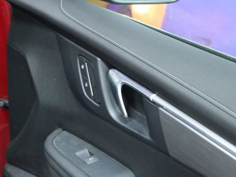 Used 2025 Buick Enclave Preferred w/ LPO, Floor Liner Package FWD image 9