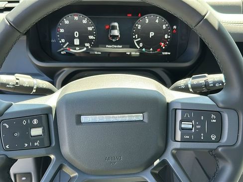 New 2026 Land Rover Defender 110 X-Dynamic SE AWD/4WD image 11