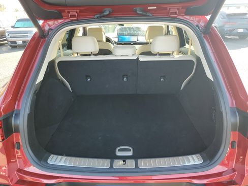 Certified 2023 Genesis GV70 2.5T image 19