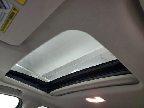 Certified 2021 Honda HR-V EX-L image 30