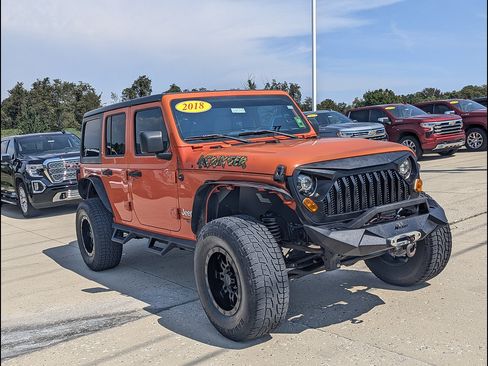 Used 2018 Jeep Wrangler Unlimited Sport S AWD/4WD image 5