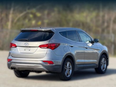 Used 2018 Hyundai Santa Fe Sport image 9