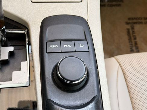 Used 2014 Lexus ES 350 w/ Premium Package image 45