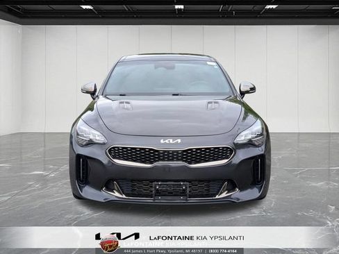 Used 2022 Kia Stinger GT1 AWD/4WD image 8
