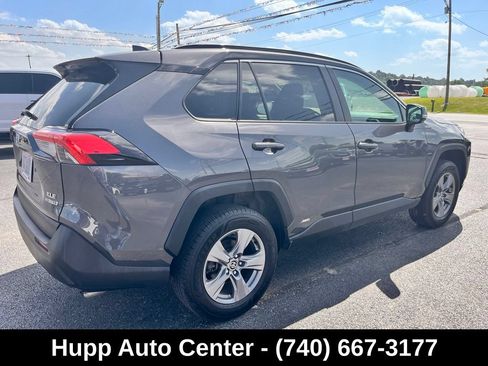Used 2024 Toyota RAV4 XLE w/ Convenience Package AWD/4WD image 4