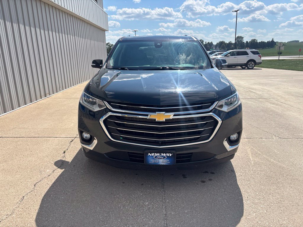 Used 2021 Chevrolet Traverse Premier AWD/4WD image 2