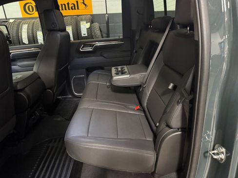 Used 2025 Chevrolet Silverado 2500 LT w/ Trail Boss Package image 11