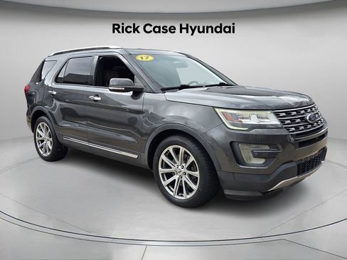 Used 2017 Ford Explorer Limited image 9