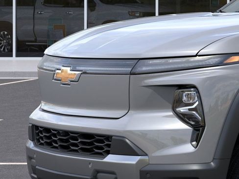 New 2026 Chevrolet Silverado EV LT image 37