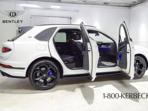 New 2025 Bentley Bentayga image 18