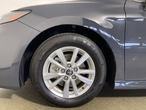 Used 2025 Toyota Camry LE FWD image 11