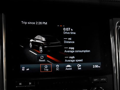Used 2017 Porsche Macan GTS AWD/4WD image 38