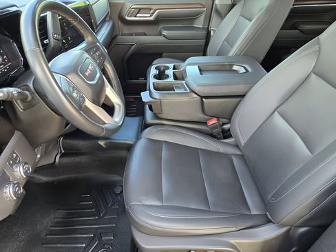 Used 2023 GMC Sierra 1500 SLT RWD image 11