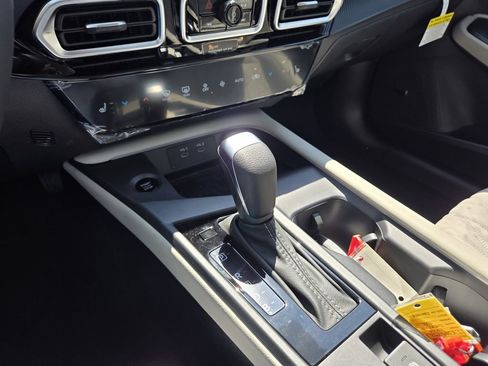 New 2026 Nissan Sentra SL w/ Floor Mat Package FWD image 15