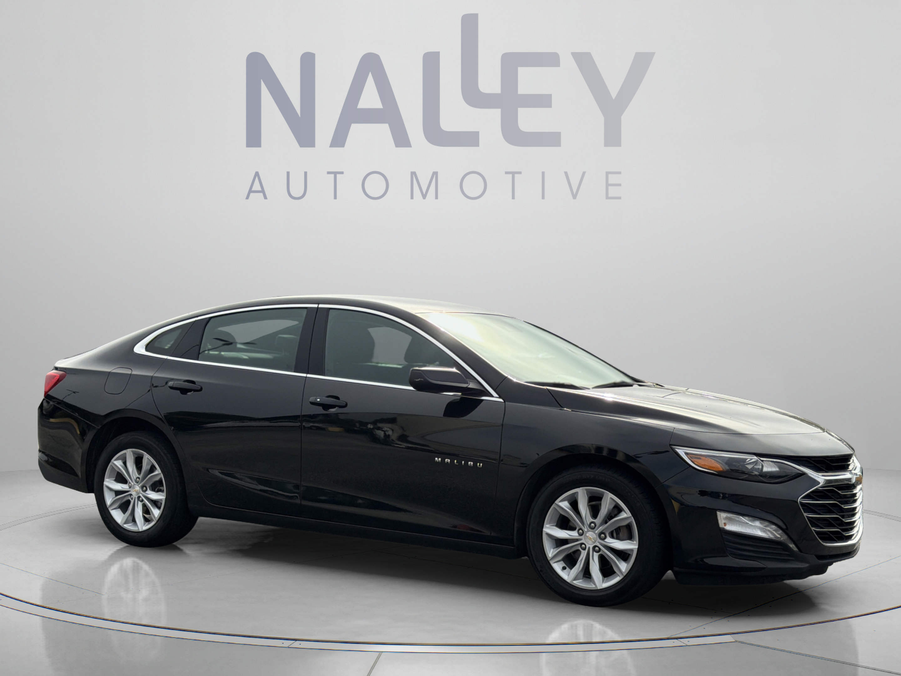 Used 2025 Chevrolet Malibu LT FWD image 7