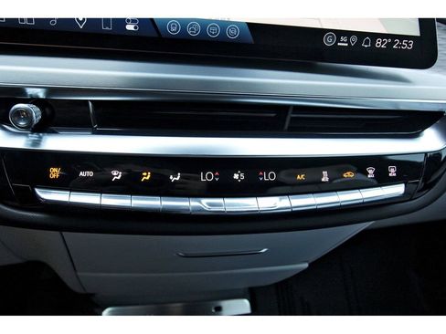 New 2026 Cadillac Lyriq Premium Luxury image 18