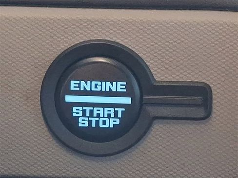 Used 2023 Ford Bronco Wildtrak image 23