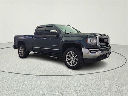 Used 2017 GMC Sierra 1500 SLT w/ SLT Premium Package