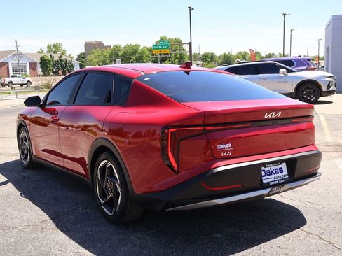 Used 2025 Kia K4 EX FWD image 5