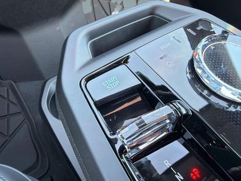 New 2026 BMW iX M70 image 27