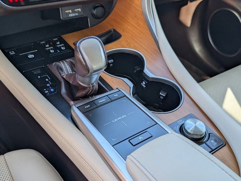 Used 2020 Lexus RX 350 AWD w/ Premium Package image 16