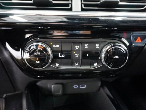 New 2026 Chevrolet Trax RS w/ Driver Confidence Package FWD image 17
