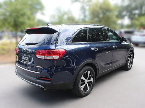 Used 2018 Kia Sorento EX w/ EX Advanced Touring Package FWD image 10