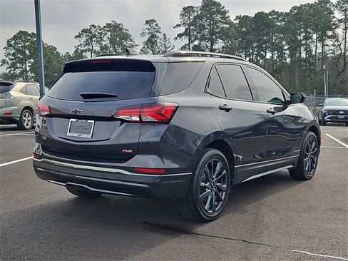 Used 2022 Chevrolet Equinox RS image 5