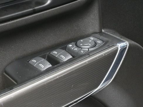 Used 2022 GMC Sierra 2500 AT4 w/ AT4 Preferred Package image 12