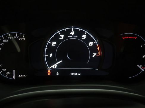 Used 2013 SRT Viper GTS w/ GTS Laguna Interior Pkg image 21
