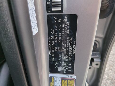 Used 2024 Kia Forte LXS FWD image 24