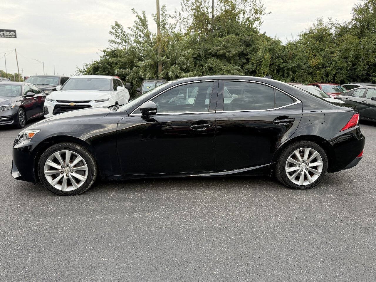 Used 2016 Lexus IS 200t RWD image 2