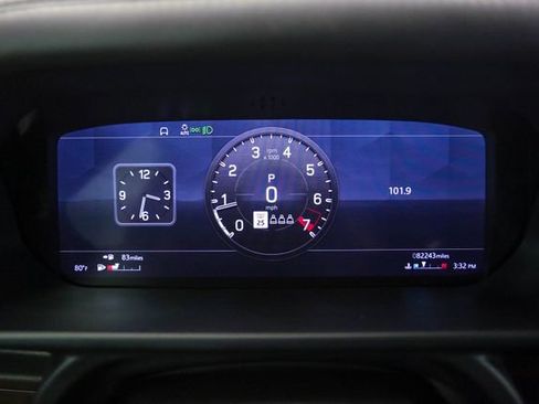Used 2020 Land Rover Defender 110 SE AWD/4WD image 8