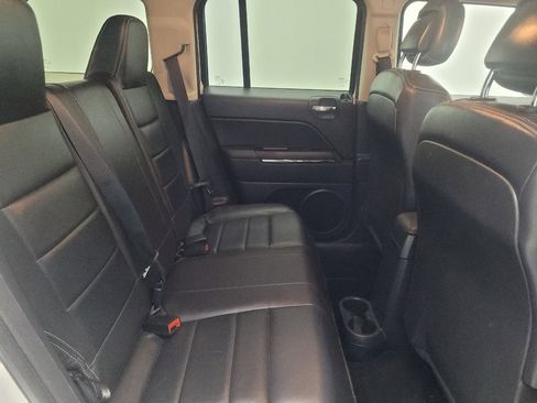 Used 2014 Jeep Patriot Limited image 19