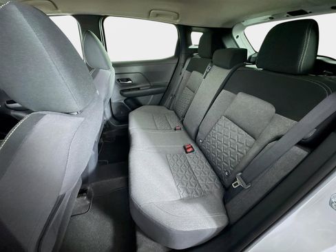 New 2026 Nissan Kicks SV image 20