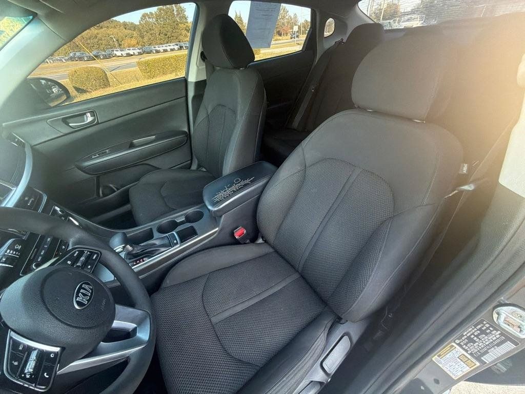Used 2020 Kia Optima LX FWD image 27