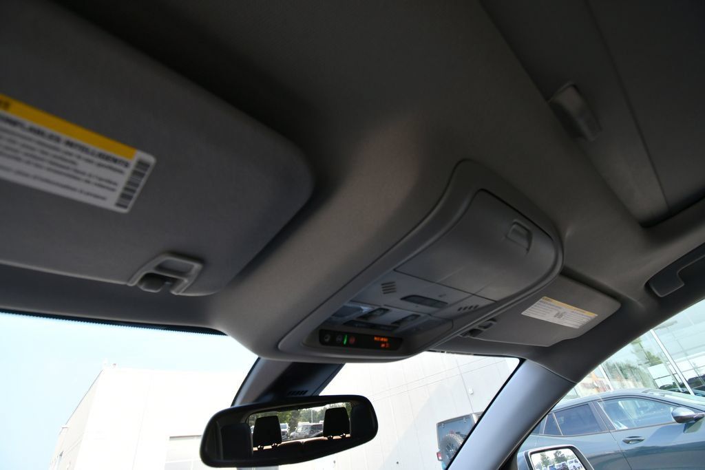 Used 2023 GMC Acadia SLT AWD/4WD image 33