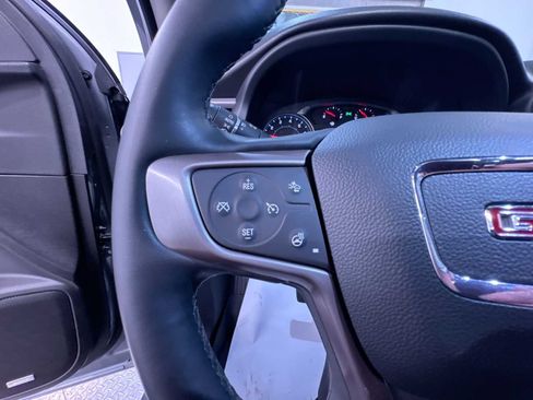 Used 2023 GMC Acadia AT4 w/ Preferred Package AWD/4WD image 18