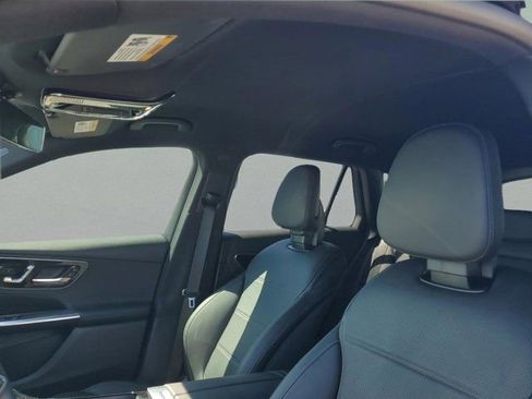 Certified 2025 Mercedes-Benz GLC 300 300 image 24