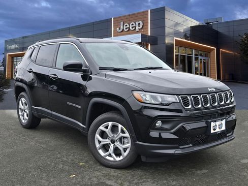 New 2026 Jeep Compass Latitude image 1