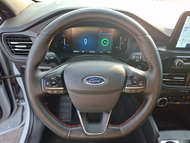 Certified 2025 Ford Escape ST-Line Select AWD/4WD image 20