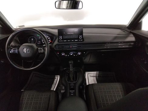 Used 2025 Honda HR-V Sport image 35