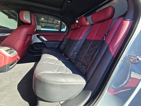 Used 2023 BMW 740i w/ Parking Assistance Package image 25